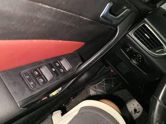 [深圳·湘D] 二手奇瑞艾瑞泽52017款 1.5L CVT豪华版