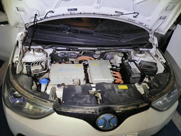 [武汉·鄂A] 二手北汽新能源北汽新能源EC2017款 EC200 灵动版