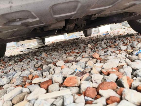 [上海·甘E] 二手荣威荣威3502015款 1.5L 自动豪华天窗版