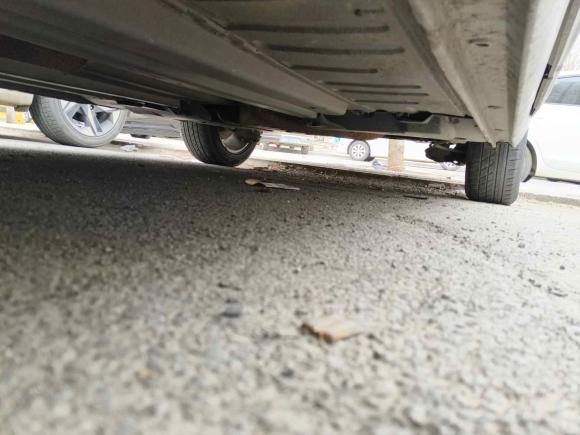 [济南·鲁E] 二手雪铁龙世嘉2013款 三厢 1.6L 手动品尚型