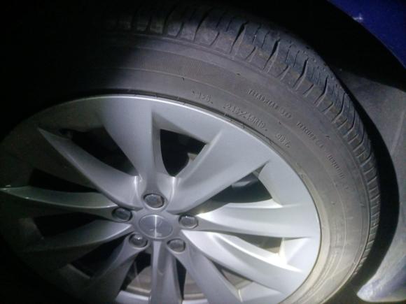 [上海·沪A] 二手特斯拉Model S2017款 Model S 75D 标准续航版