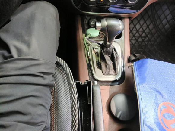 [武汉·鄂A] 二手东风风行景逸X52016款 1.6L CVT豪华型