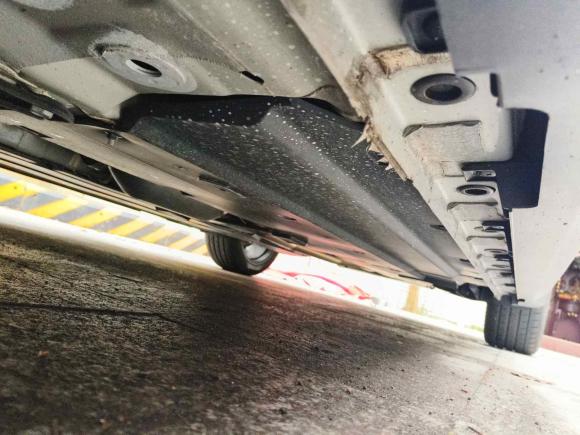 [深圳·粤L] 二手长安长安UNI-V2022款 1.5T 尊贵型