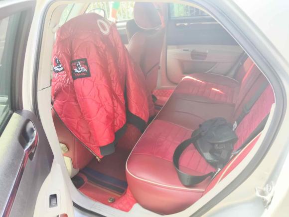 [苏州·苏E] 二手克莱斯勒克莱斯勒300C2006款 3.5L 豪华领航版