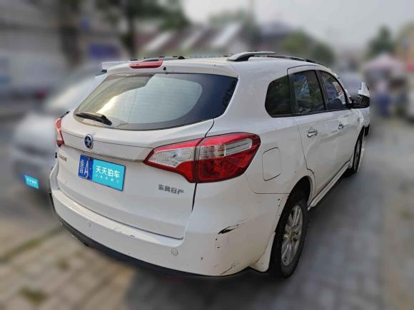 [济南·鲁A] 二手启辰启辰T702015款 2.0L 手动睿趣版