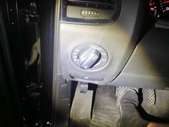 [青岛·鲁B] 二手奥迪奥迪Q72013款 35 TFSI 进取型