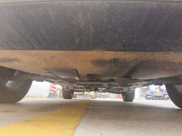 [深圳·粤B] 二手Jeep自由光2019款 2.0T 四驱探享版+自动驾驶智慧包 国VI