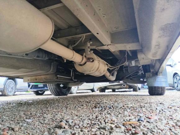 [深圳·浙B] 二手福特经典全顺2013款 2.8T柴油厢式运输车短轴中顶JX493ZLQ3A