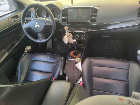 [西安·陕U] 二手三菱翼神2012款 致尚版 1.8L 手动豪华型