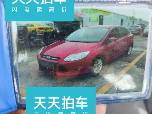 [苏州·苏E] 二手福特福克斯2012款 两厢 1.6L 自动舒适型
