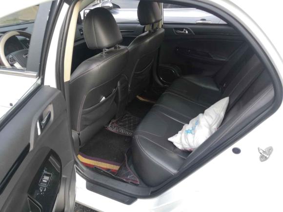 [成都·川A] 二手比亚迪速锐2014款 1.5L 手动舒适型