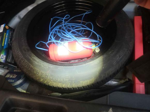 [杭州·贵A] 二手东南东南DX32016款 1.5L 手动尊贵型