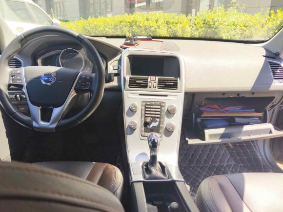 [北京·京J] 二手沃尔沃沃尔沃XC602017款 T5 AWD 智远升级版