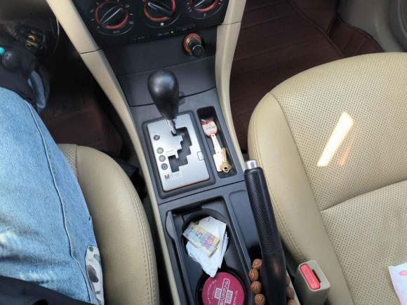 [杭州·浙A] 二手马自达马自达32006款 2.0L 自动标准型