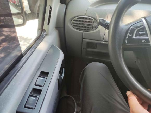 [合肥·苏C] 二手上汽大通MAXUS上汽大通MAXUS V802019款 2.5T经典款6挡手动傲运通短轴中顶5/6座