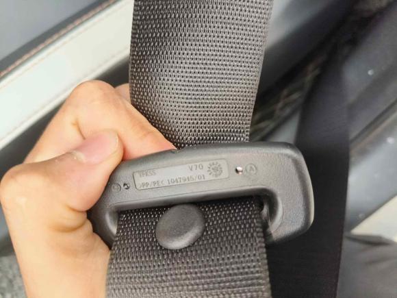 [宁波·浙B] 二手长安长安UNI-V2023款 1.5T 尊享型