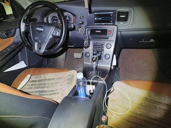 [台州·浙J] 二手沃尔沃沃尔沃V602013款 T5 智雅版