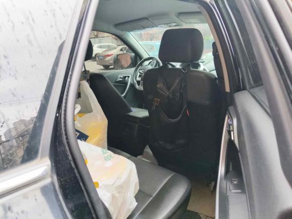 [上海·沪A] 二手江铃驭胜S3502013款 2.4T 自动两驱柴油豪华版5座