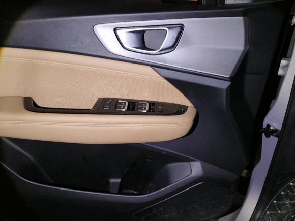 [南京·苏A] 二手五菱汽车五菱佳辰2022款 1.5T CVT尊享旗舰型