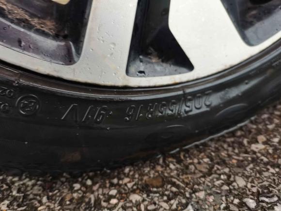 [西安·陕U] 二手荣威荣威3602015款 1.5L 自动豪华版