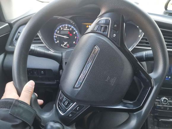 [上海·沪C] 二手启辰启辰D602018款 1.6L 手动智联精英版