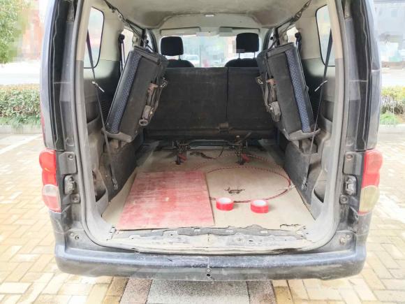 [义乌·浙G] 二手日产日产NV2002010款 1.6L 豪华型