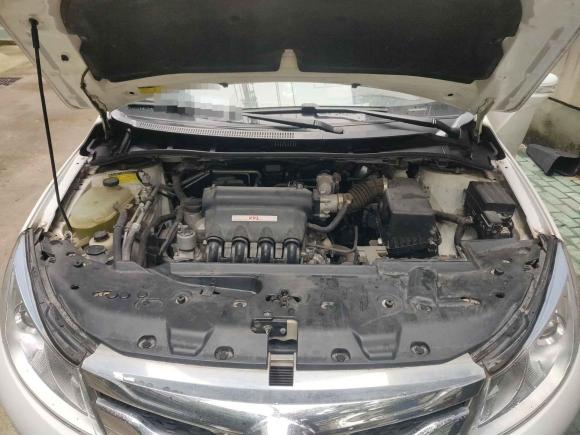 [武汉·鄂A] 二手比亚迪速锐2015款 1.5L 自动豪华型