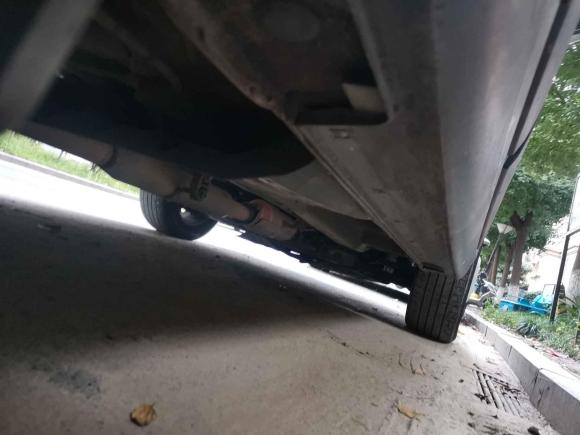 [湖州·浙E] 二手现代北京现代ix352010款 2.0L 自动两驱精英版GLS