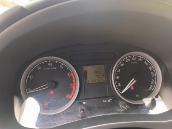 [深圳·粤B] 二手斯柯达晶锐2009款 1.6L 自动晶灵版