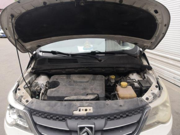 [上海·苏K] 二手宝骏宝骏7302014款 1.5L 手动豪华型 7座