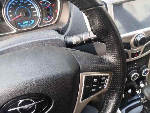 [广州·粤A] 二手海马海马S72013款 2.0L 自动智尚型