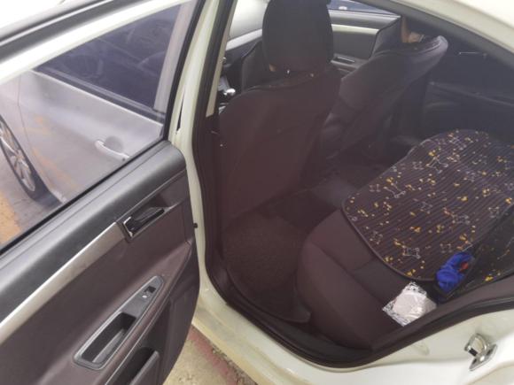 [杭州·浙A] 二手荣威荣威3502015款 1.5L 自动豪华天窗版