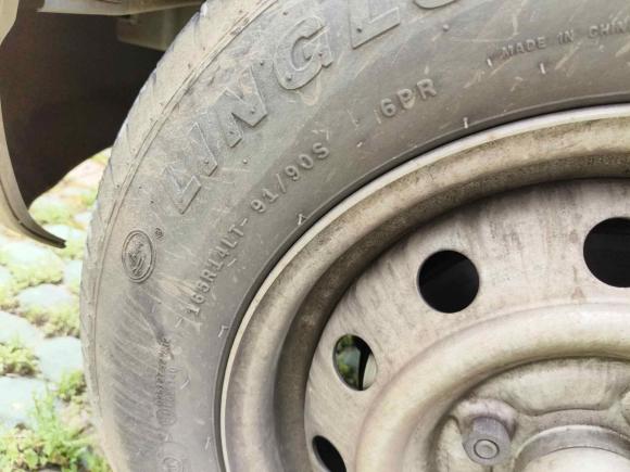 [武汉·鄂A] 二手五菱汽车五菱荣光S2021款 1.2L基本型5座LSI