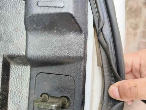 [青岛·蒙A] 二手力帆汽车轩朗2017款 1.5T 自动豪华型