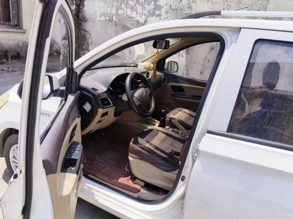 [上海·皖K] 二手五菱汽车五菱宏光2015款 1.5L S1标准国V