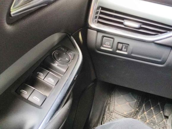 [上海·沪B] 二手凯迪拉克凯迪拉克XT42018款 28T 两驱领先型