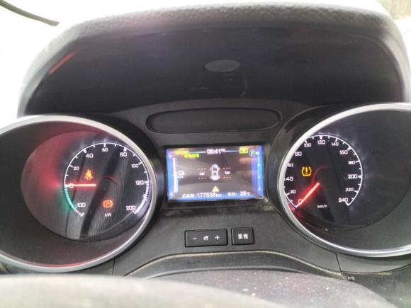 [南昌·赣A] 二手比亚迪元新能源2018款 EV360 智联悦酷型