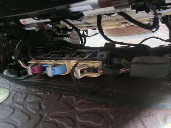 [西安·陕A] 二手奔驰奔驰C级2022款 C 200 L 运动版