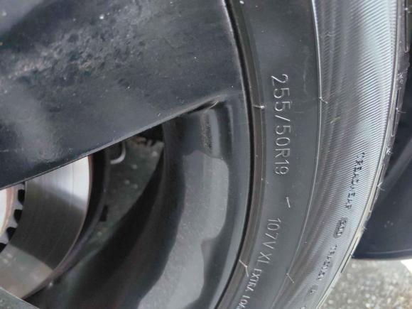 [武汉·鄂A] 二手奔驰奔驰R级2015款 R 400 4MATIC 商务型