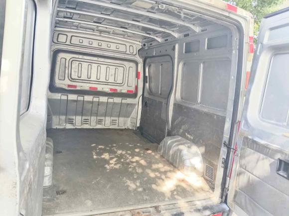 [杭州·浙A] 二手东风御风御风2020款 2.3T经济型标配版VAN车短轴中顶3座WP2.3