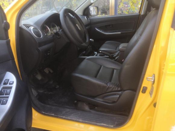 [济南·鲁A] 二手江铃域虎72016款 2.4L四驱豪华款4G69