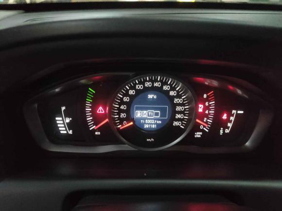 [佛山·粤E] 二手沃尔沃沃尔沃XC602015款 T5 智进版