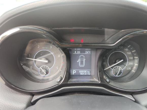 [深圳·粤B] 二手江铃驭胜S3502013款 2.4T 自动两驱柴油豪华版5座