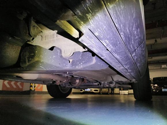 [佛山·粤E] 二手路虎揽胜极光2015款 2.0T 五门风尚版