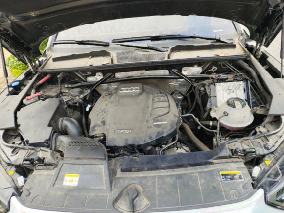 [南昌·赣A] 二手奥迪奥迪Q5L2022款 45T 豪华致雅型