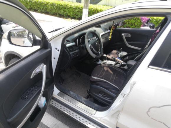 [南京·苏A] 二手奔腾奔腾X802013款 2.0L 自动豪华型