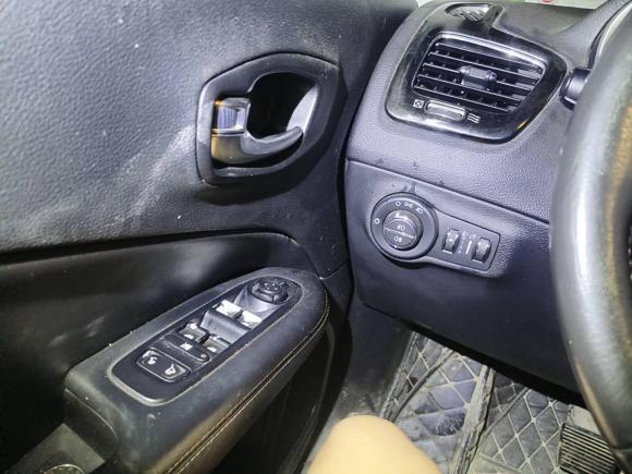 [武汉·鄂A] 二手Jeep指南者2017款 200T 自动家享版