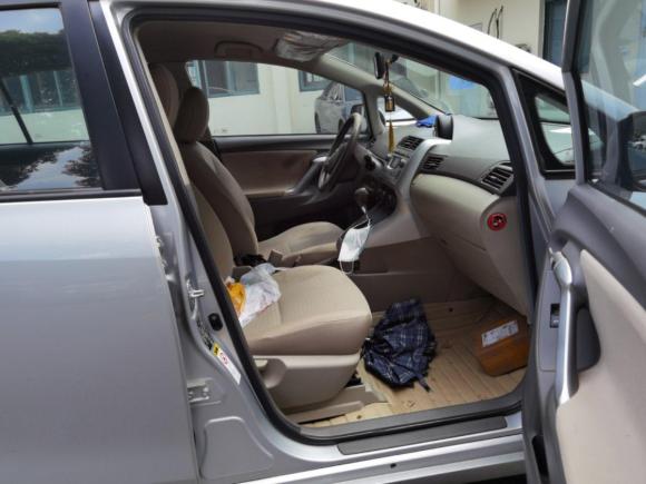 [无锡·苏B] 二手丰田逸致2011款 180E CVT精英版