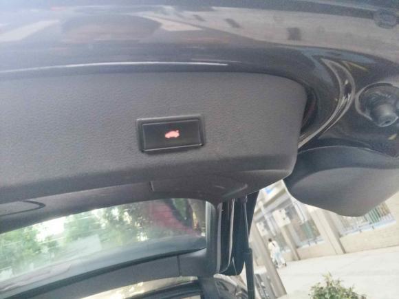 [深圳·鄂F] 二手奥迪奥迪Q72012款 3.0 TFSI 技术型(200kW)