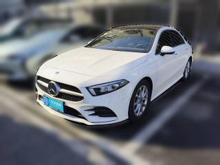 奔驰奔驰A级2020款 A 200 L 运动轿车